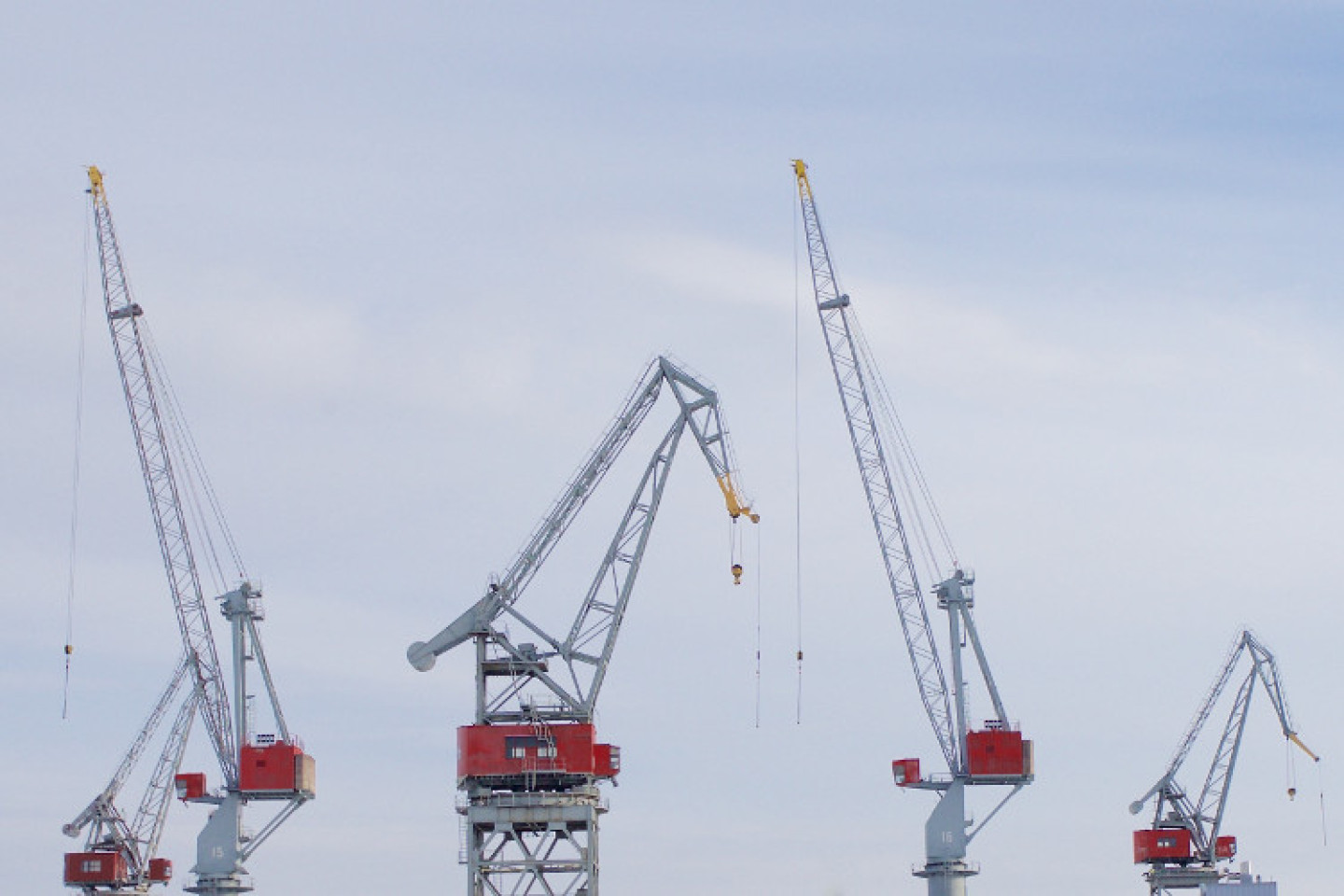 construction-equipment-cranes